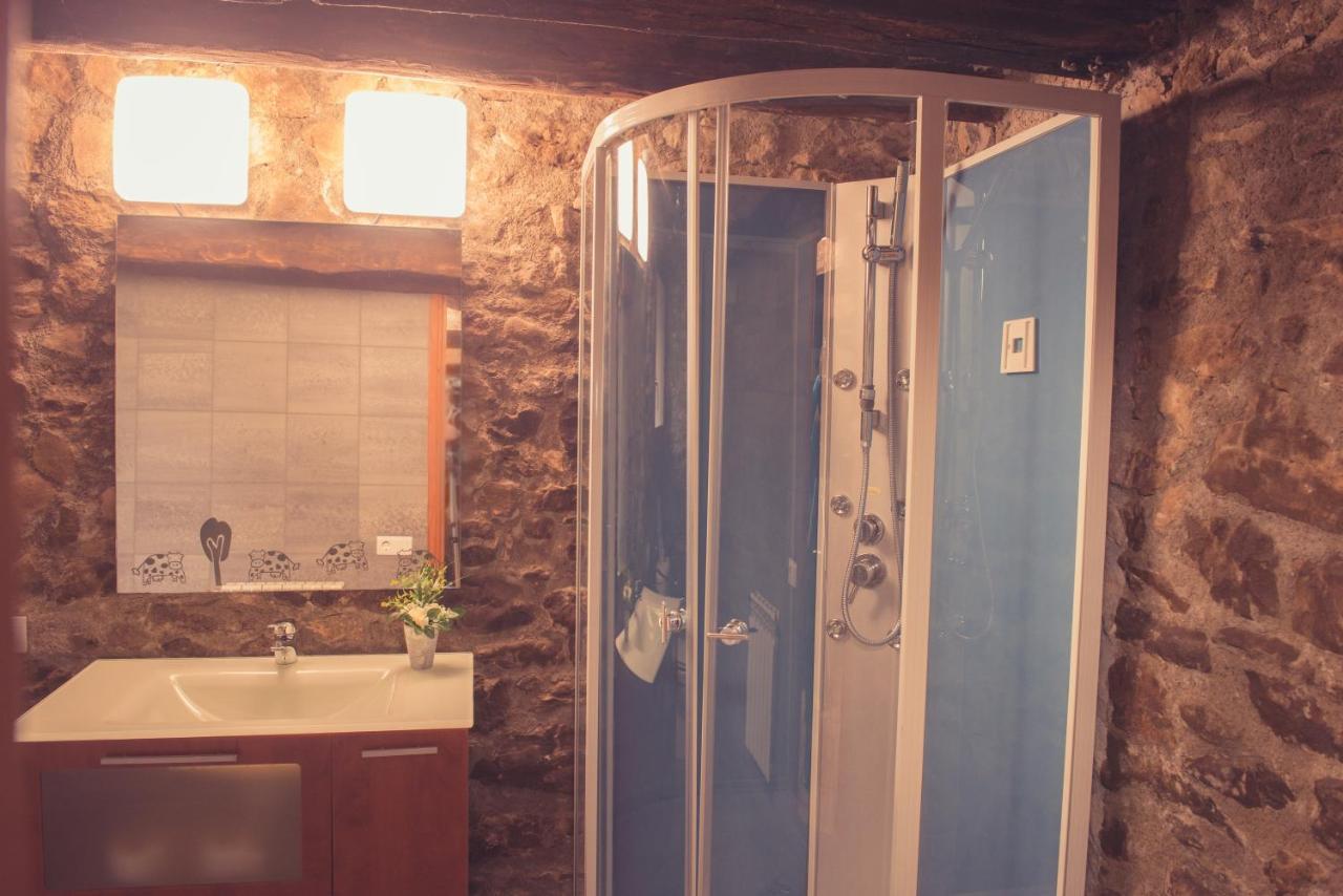 Complex Rural Can Caubet Berga Exterior photo